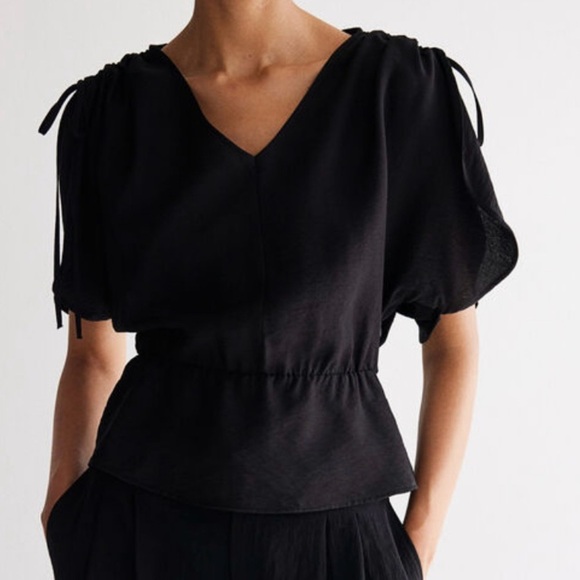 H&M Black Women's Top Size M - Picture 1 of 7